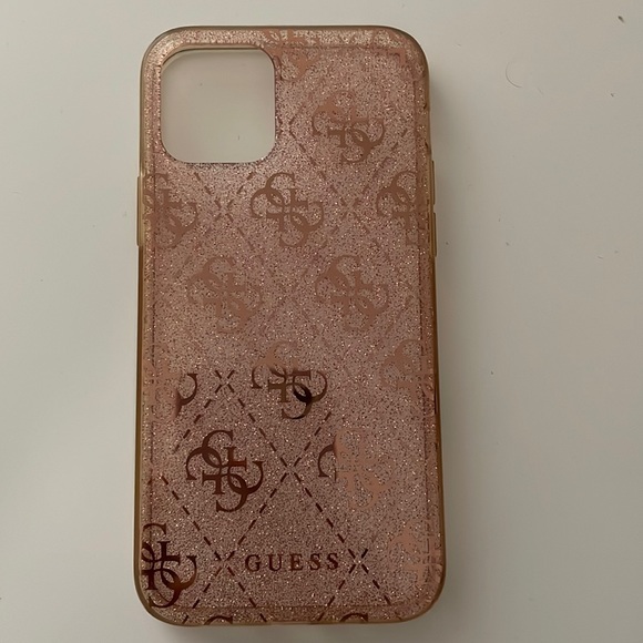 IPhone 12 Guess phone case - Picture 1 of 2
